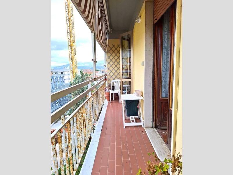 Appartamento in Vendita a Carrara, zona Marina di Carrara, 210'000€, 80 m², arredato, con Box