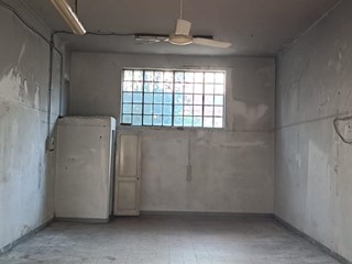 Laboratorio in Affitto a Cascina, 500€, 60 m²