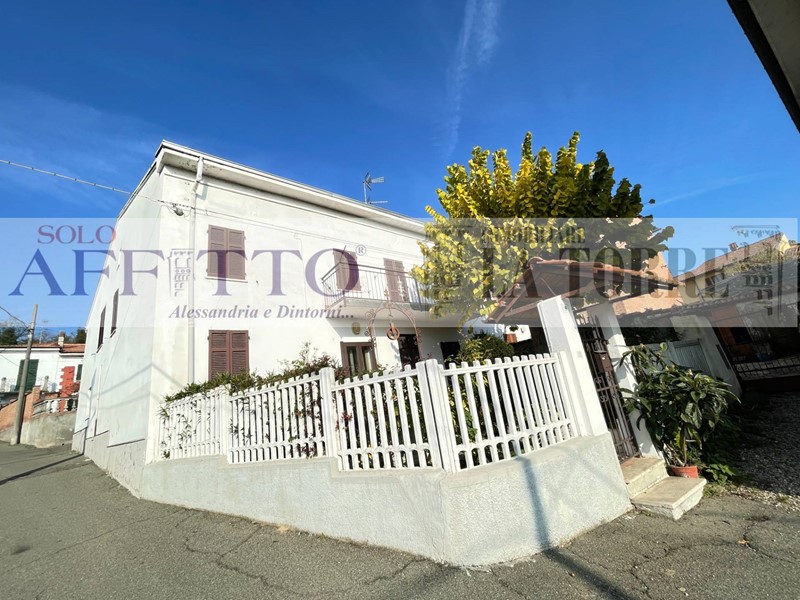 Casa Indipendente in Vendita a Alessandria, 129'000€, 250 m²