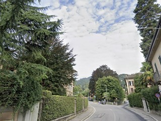 Attività commerciale in Vendita a Varese, 190'000€, 177 m²