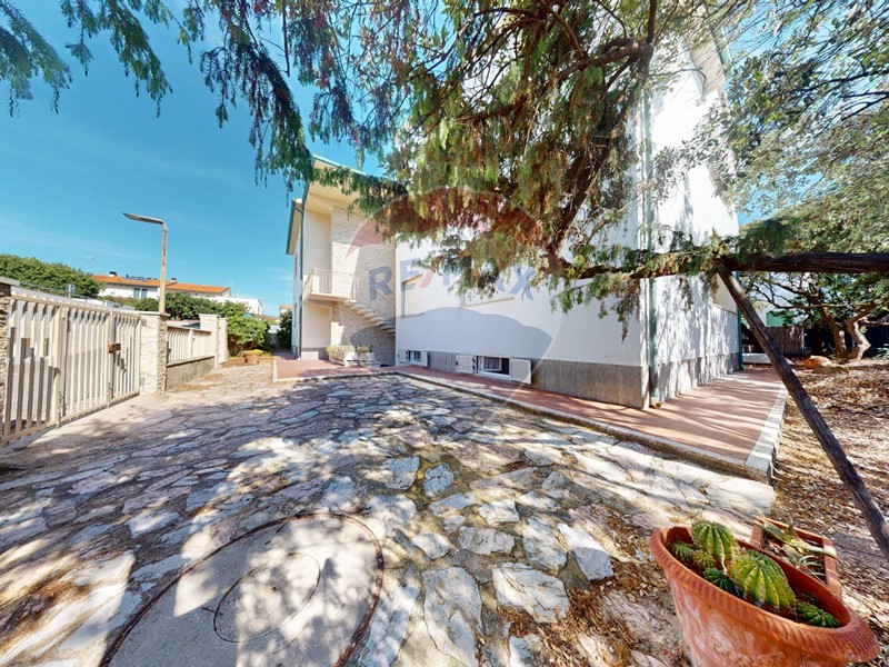 Appartamento in Vendita a San Vincenzo, 260'000€, 75 m²