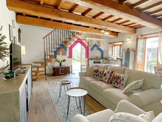 Rustico in Vendita a Pescaglia, 230'000€, 160 m²