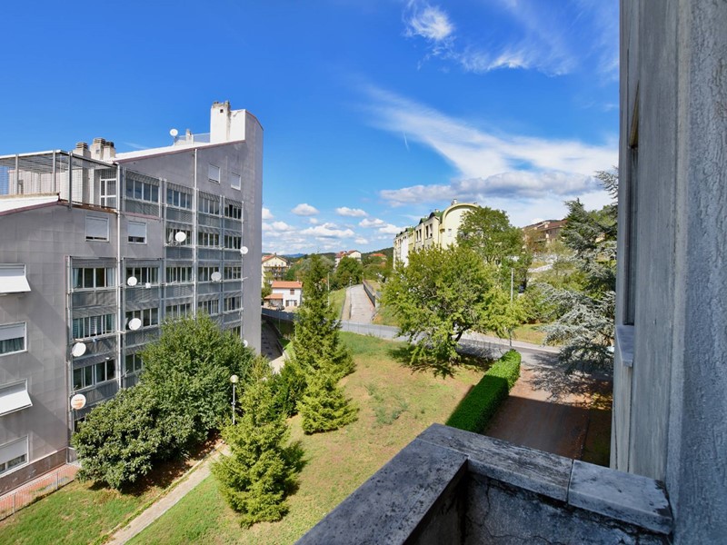 Appartamento in Vendita a Cairo Montenotte, 69'000€, 110 m²