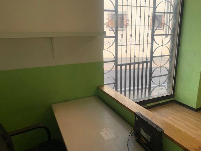 Immobile commerciale in Vendita a Capriate San Gervasio, 150'000€, 60 m²