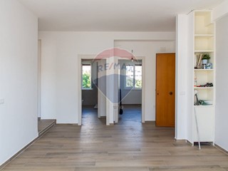 Quadrilocale in Vendita a Catania, 140'000&euro;, 100 m²