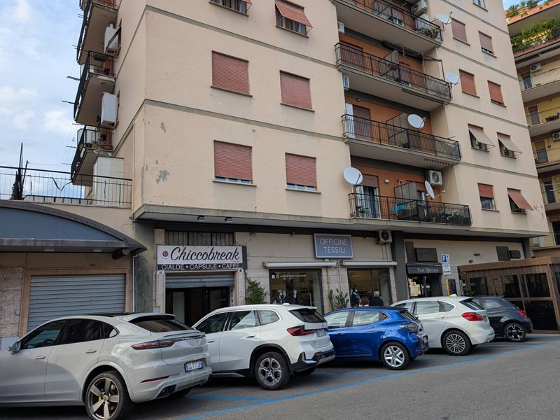 Immobile commerciale in Affitto a Colleferro, 650€, 50 m²