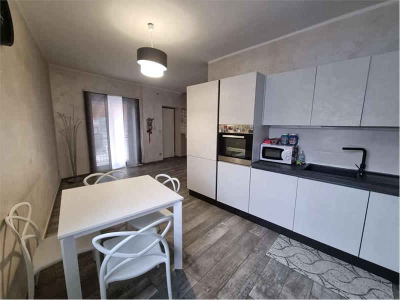 Casa Semi Indipendente in Vendita a Foglizzo, 157'000€, 250 m²
