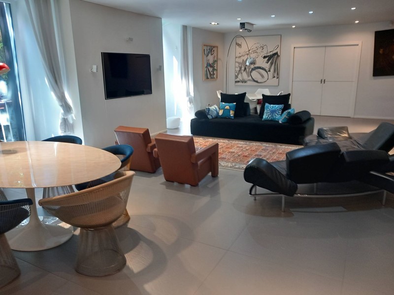 Appartamento in Affitto a Napoli, 5'000€, 300 m²