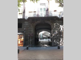 Appartamento in Affitto a Napoli, 5'000€, 300 m²