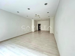 Immobile commerciale in Affitto a Ortona, 700€, 56 m²