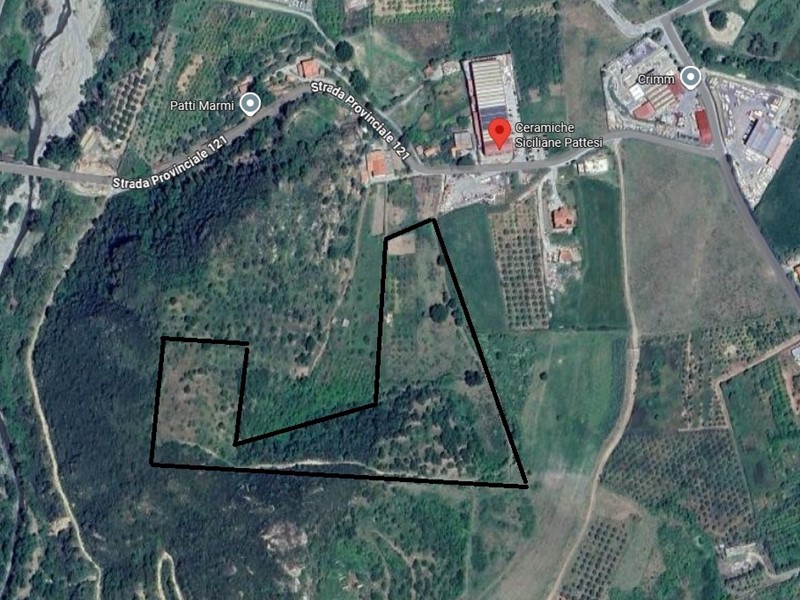 Terreno agricolo in Vendita a Patti, 30000 m²