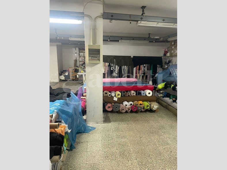 Negozio in Vendita a Barletta, 105'000€, 260 m²