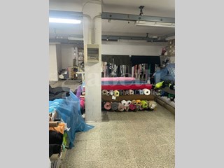 Negozio in Vendita a Barletta, 105'000€, 260 m²