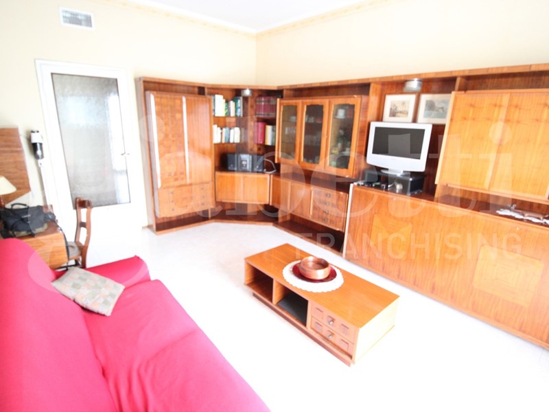 Trilocale in Vendita a Sesto San Giovanni, 215'000€, 75 m², arredato