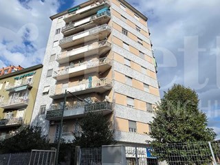 Trilocale in Vendita a Sesto San Giovanni, 215'000€, 75 m², arredato