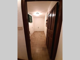 Magazzino in Vendita a Palermo, 25'000€, 44 m²