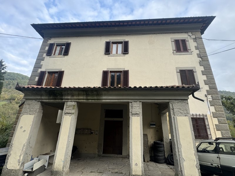 Bilocale in Vendita a Cantagallo, 40'000€, 50 m²