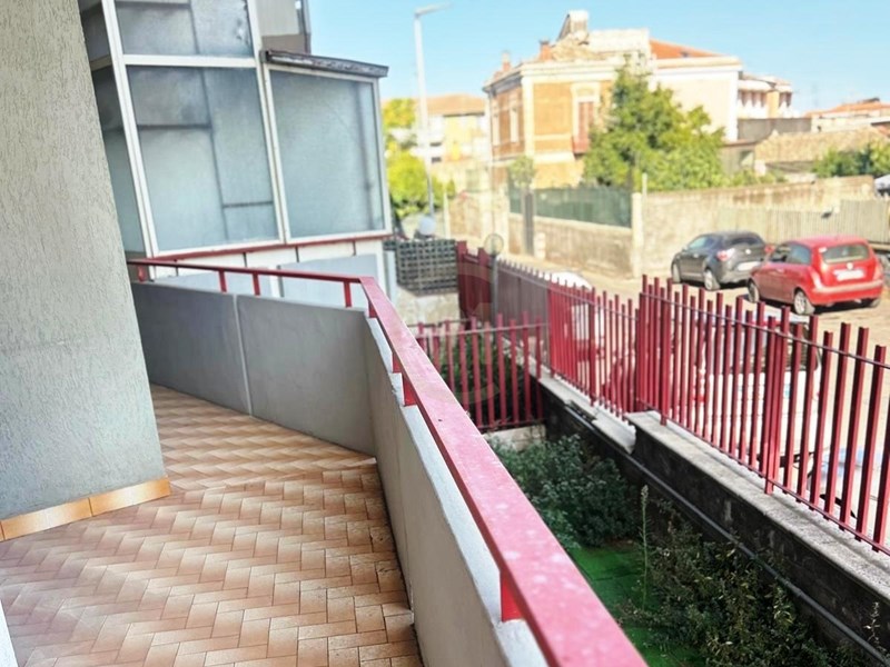 Immobile commerciale in Affitto a Mascalucia, 550€, 50 m²