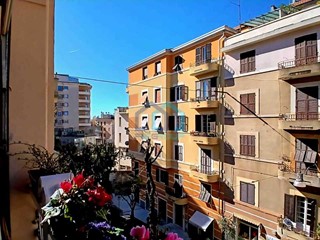 Appartamento in Vendita a Savona, 229'000€, 150 m²