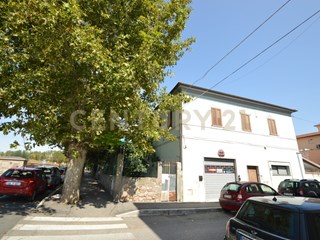 Casa Indipendente in Vendita a Grosseto, 258'000€, 130 m²