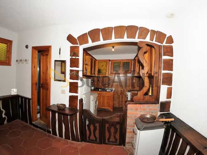Appartamento in Affitto a Leivi, 600€, 102 m²