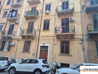 Bilocale in Affitto a Palermo, 550€, 65 m²