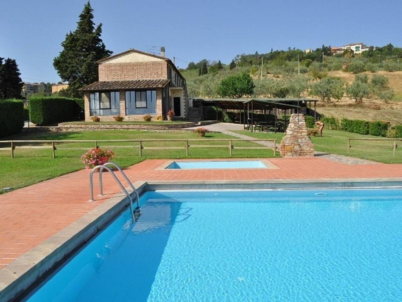 Casale in Vendita a Montaione, 1'470'000€, 510 m², arredato