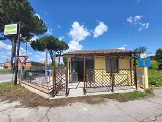 Negozio in Vendita a Castelfiorentino, 69'000€, 48 m²