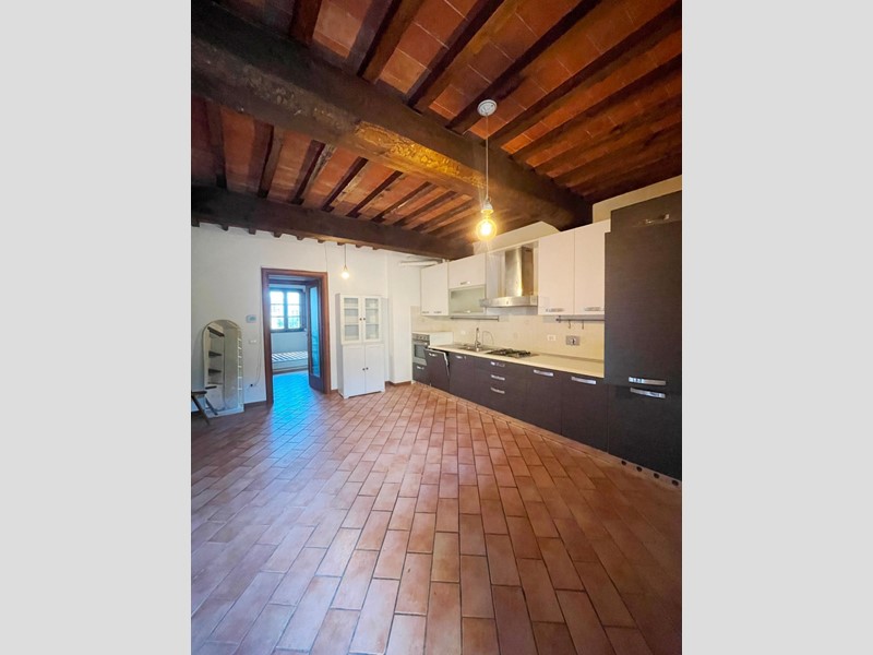 Bilocale in Vendita a Vicopisano, 85'000€, 57 m², arredato