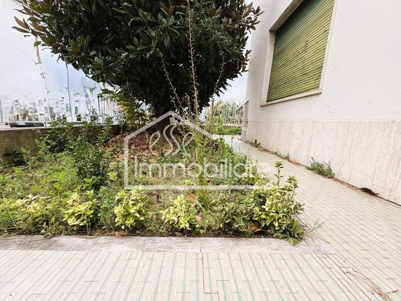 Casa Indipendente in Vendita a Empoli, 395'000€, 180 m², con Box