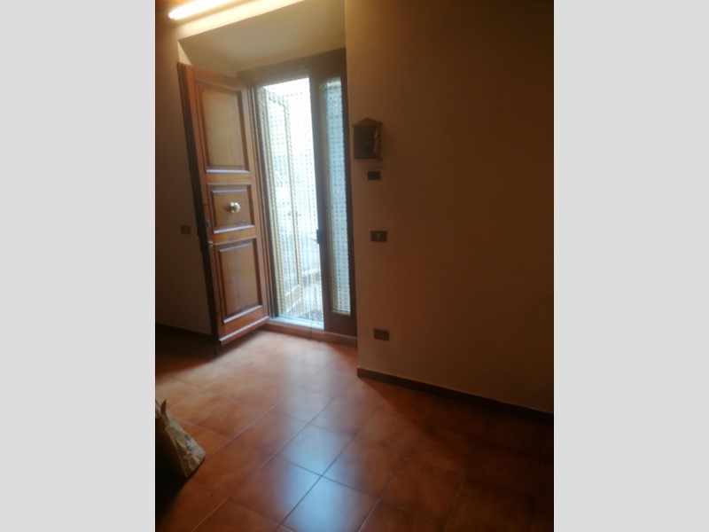 Bilocale in Vendita a Carmignano, 135'000€, 55 m², arredato