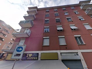 Trilocale in Vendita a Paderno Dugnano, 180'000€, 113 m²