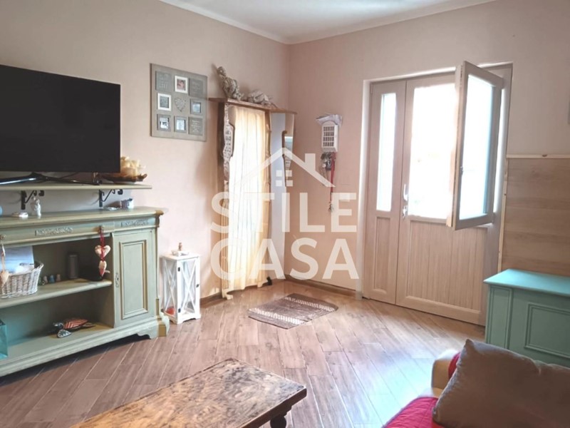 Casa Indipendente in Vendita a Castelfranco di Sotto, zona Orentano, 299'000€, 200 m²