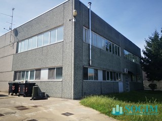 Capannone in Affitto a Busto Garolfo, 3'700€, 800 m²