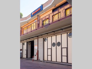 Immobile commerciale in Affitto a San Giovanni la Punta, 7'162€, 717 m²