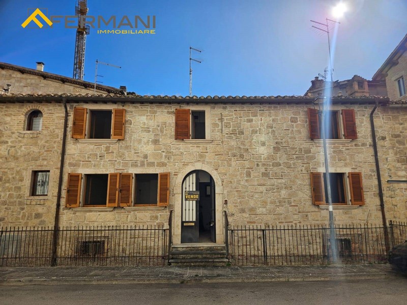 Trilocale in Vendita a Ascoli Piceno, 155'000€, 85 m²