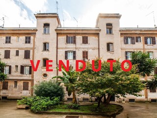 Trilocale in Vendita a Roma, 410'000&euro;, 94 m²