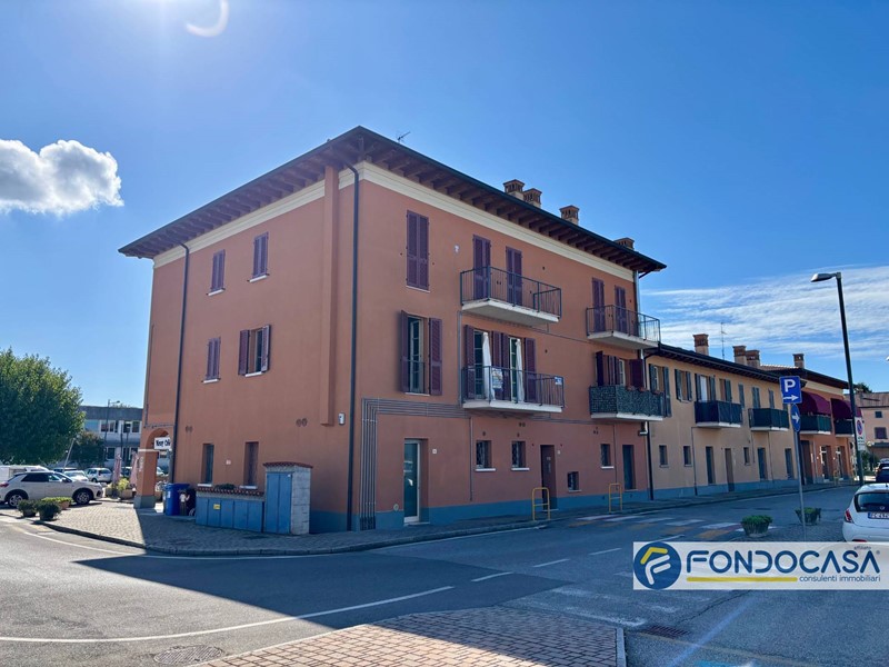 Bilocale in Vendita a Palazzolo sull'Oglio, 140'000€, 59 m²