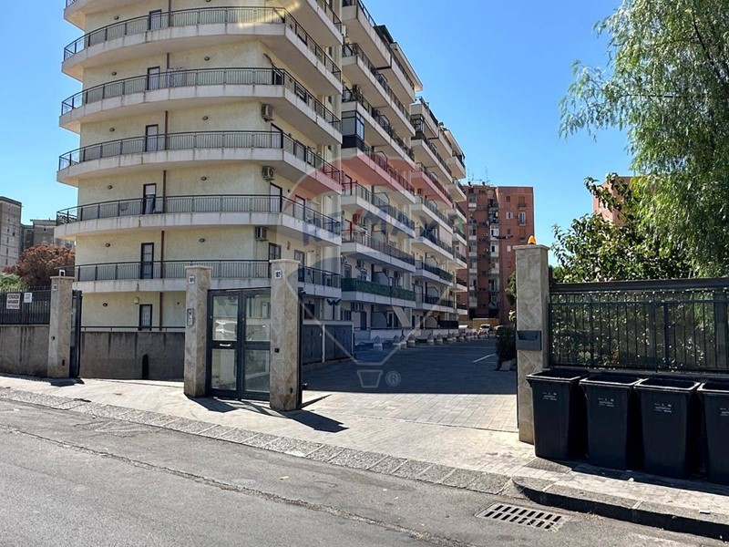 Appartamento in Vendita a Catania, 159'000&euro;, 95 m²