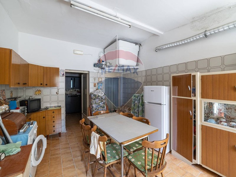 Trilocale in Vendita a Caltagirone, 30'000€, 73 m²