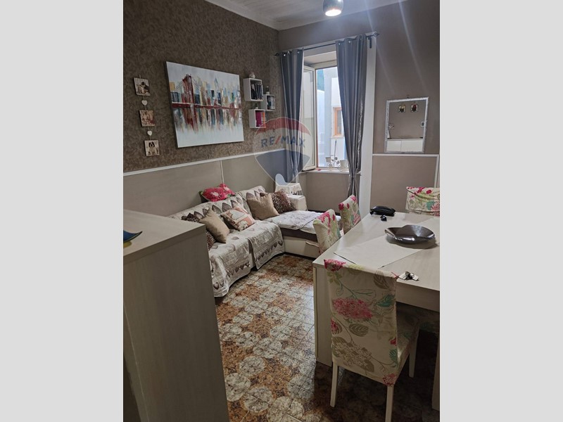 Casa Semi Indipendente in Vendita a Alì Terme, 140'000€, 131 m²