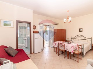 Monolocale in Vendita a Giardini Naxos, 65'000€, 35 m²