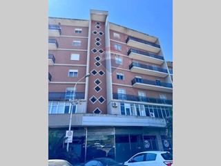 Ufficio in Vendita a Siracusa, 82'900&euro;, 70 m²