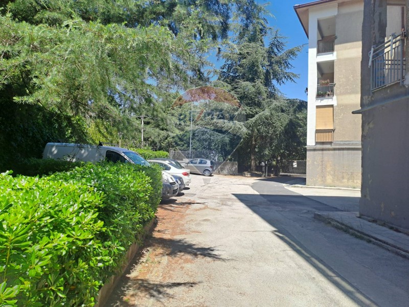 Appartamento in Vendita a Buccheri, 60'000€, 134 m²