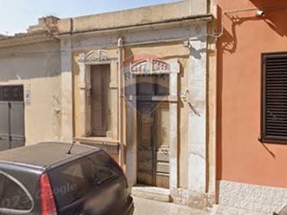 Casa Indipendente in Vendita a Avola, 27'000€, 49 m²