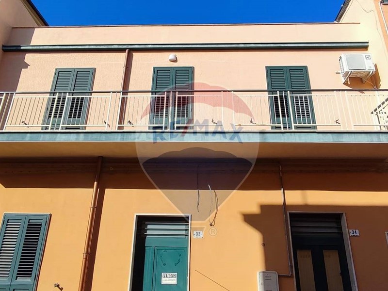 Casa Indipendente in Vendita a Avola, 100'000€, 146 m²