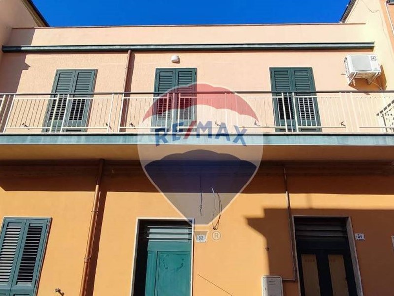 Casa Indipendente in Vendita a Avola, 100'000&euro;, 146 m²