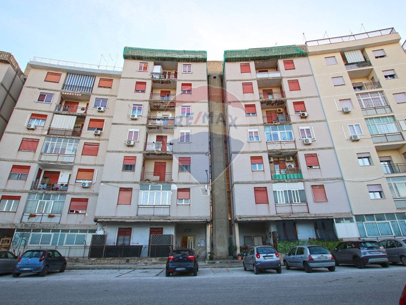 Appartamento in Vendita a Siracusa, 55'000€, 117 m²