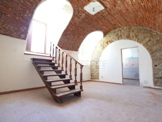 Immobile commerciale in Affitto a Nuoro, 700&euro;, 78 m²