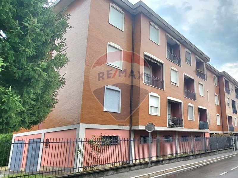 Trilocale in Vendita a Trezzo sull'Adda, 129'000€, 105 m²